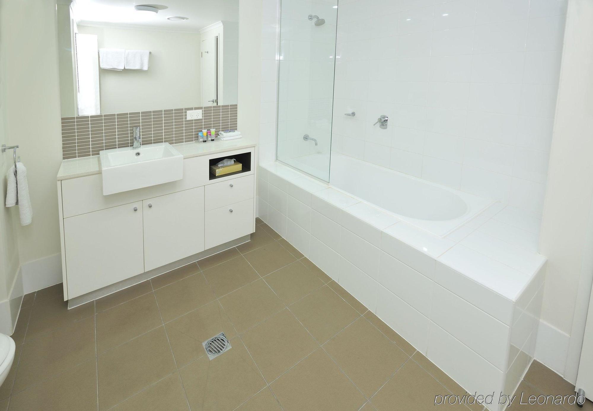 อพาร์ตเมนต์ จี 60 แกลดสโตน Aparthotel แกลดสตัน ภายนอก รูปภาพ